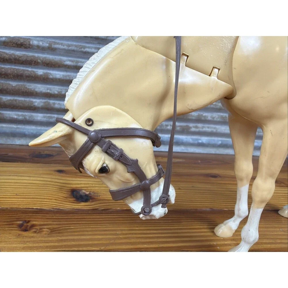 vintage MARX articulating moving head tan horse